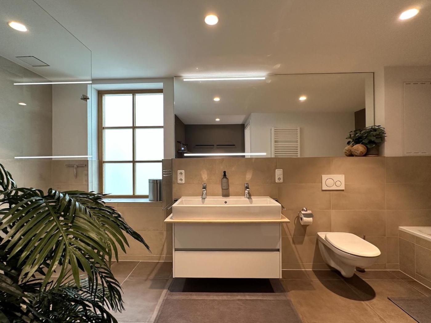奥格斯堡Truly - Viel Platz Fuer Business & Familie - Modern, Garage, Fahrstuhl公寓 外观 照片